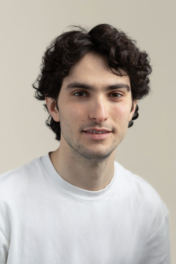 GIACOMO ALBITES COEN_KYMA
